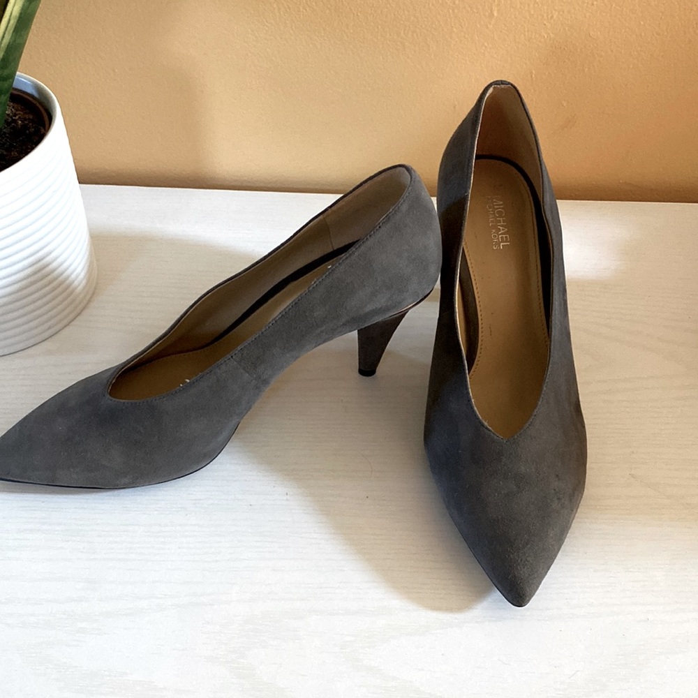 Michael Kors Gray High Heels - Size 7